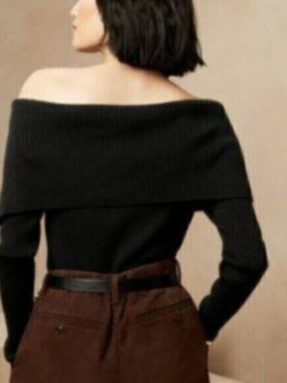 Banana Republic Ribbed Off Shoulder Sweater - Picture 4 of 4
